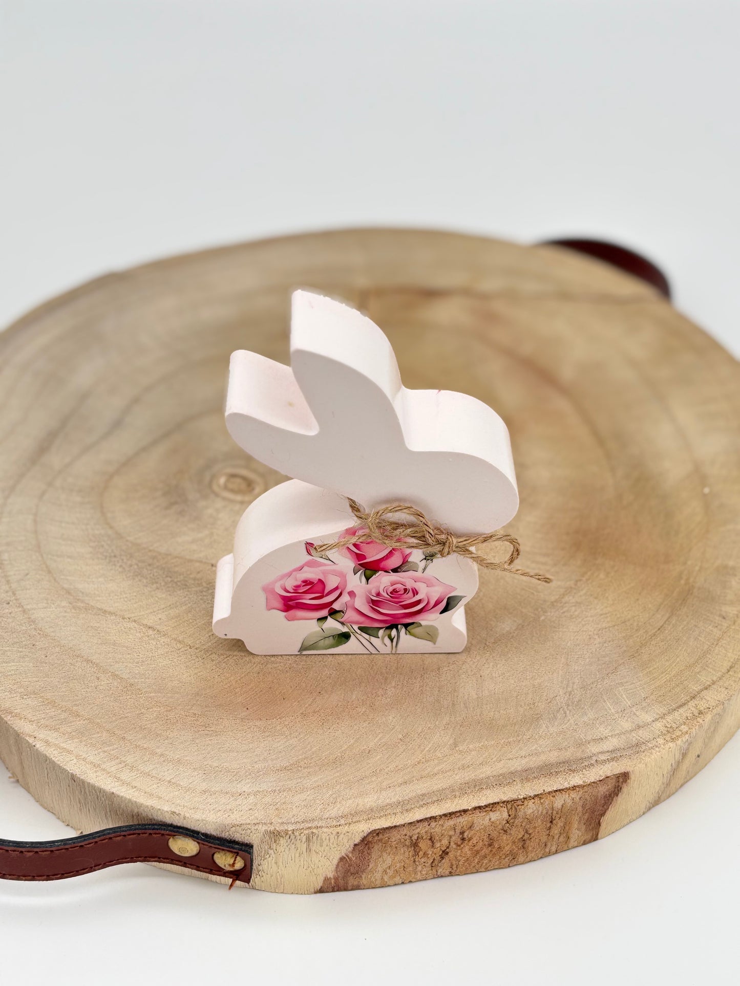 Raysin Hase Set mit Rosenmotiv & Juteband – Frühlingsdeko