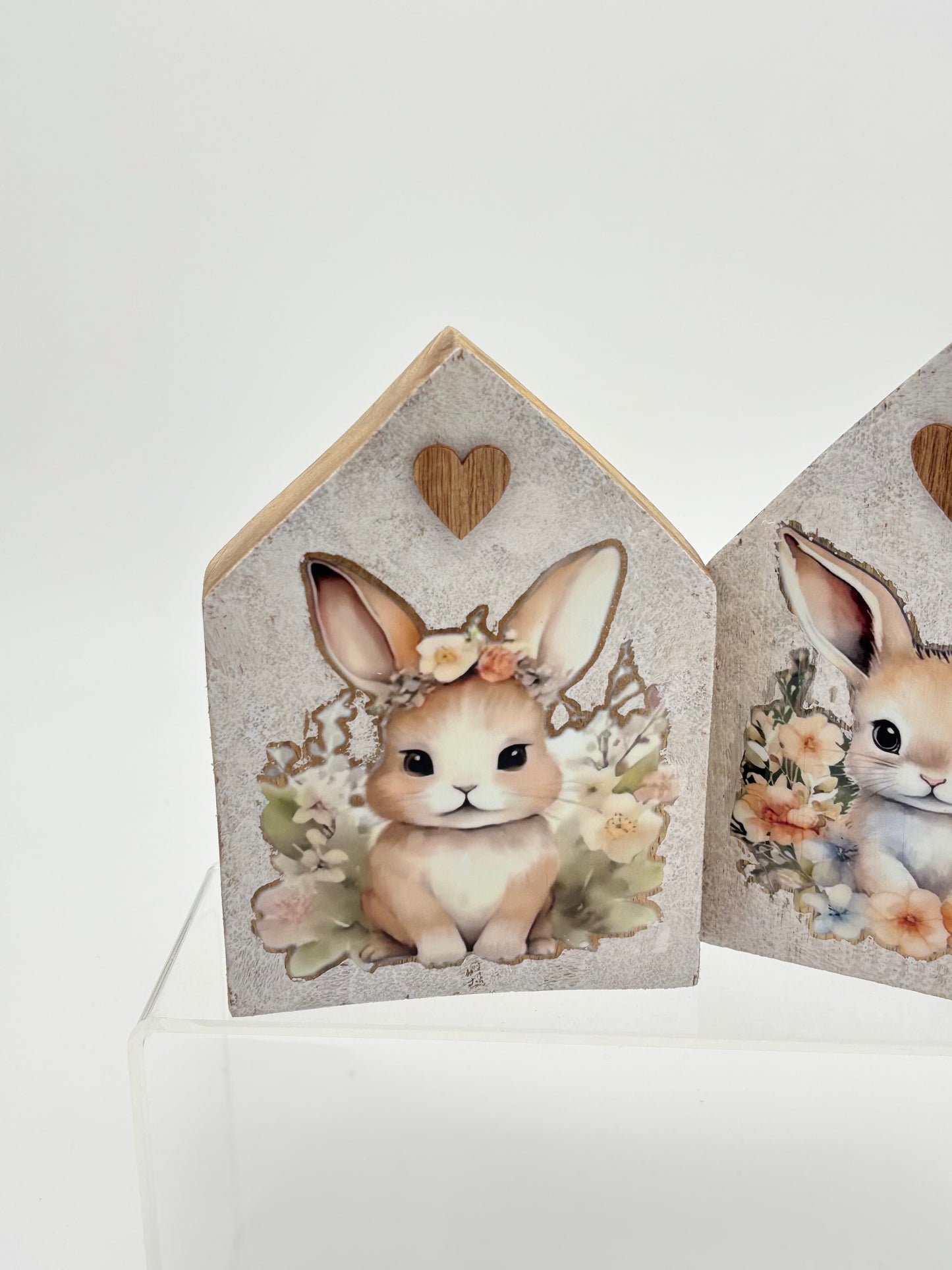Holzhaus Set mit Hasenmotiven – Frühlings- & Osterdekorationen (2er Set)